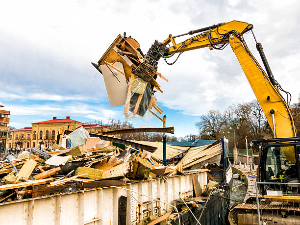 Best Yard Cleanup Services  in Danbury, CT